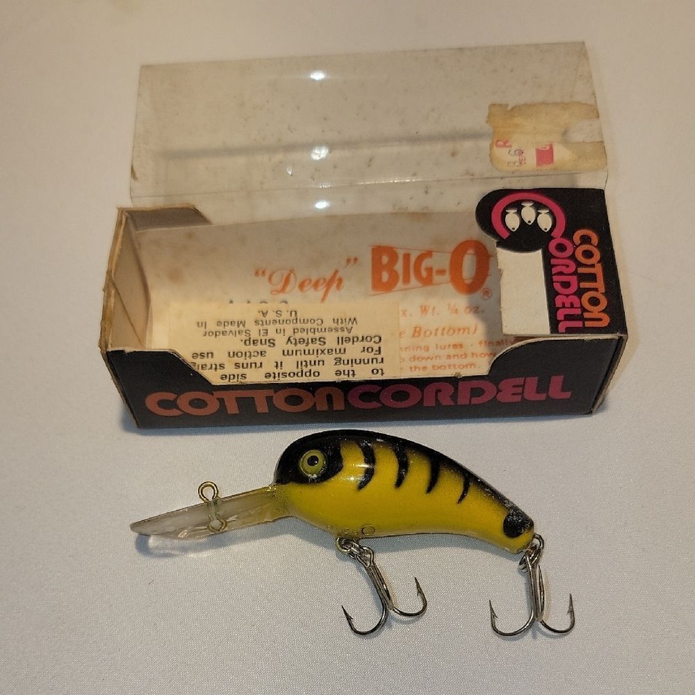 Cotton Cordell Yellow and Black Fishing Lure